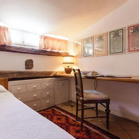 Librari Flat Lägenhet